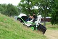 <b>5_30</b><br>Etesia Buffalo 100 BPHPX2 on nelivetoisena tehokas myös rinnemaastossa.Lisäksi painopiste on matalalla